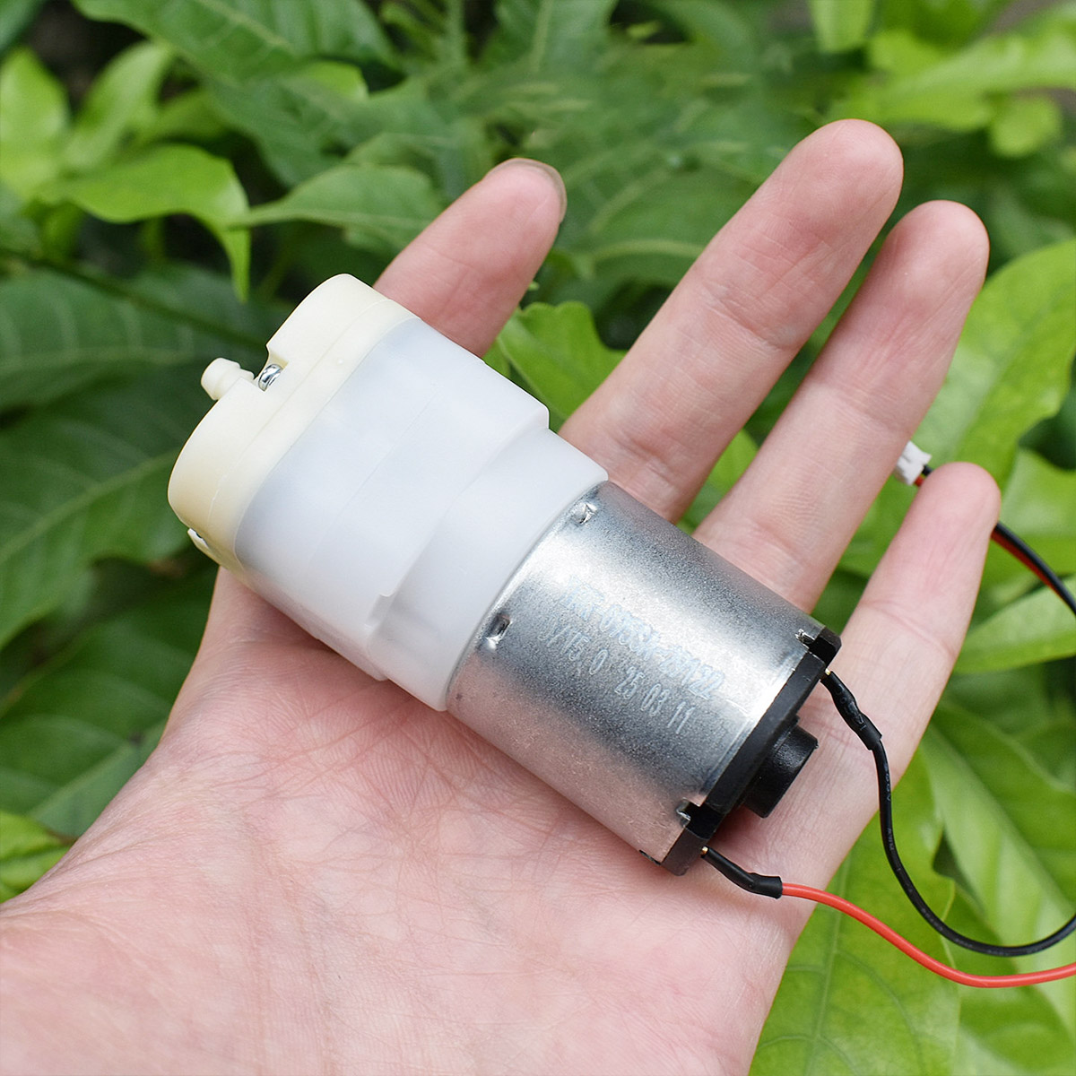Aquarium Fish Big - Mini Pompka Powietrza 528 DC 3.7V